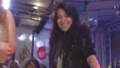 همسر شخص ساده و معصوم فیلم سکس زوری با مامان تلفیقی